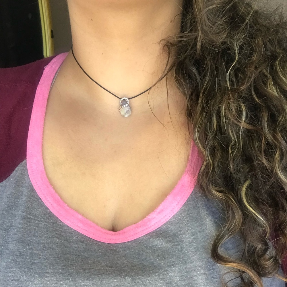 Wire wrapped agate necklace
